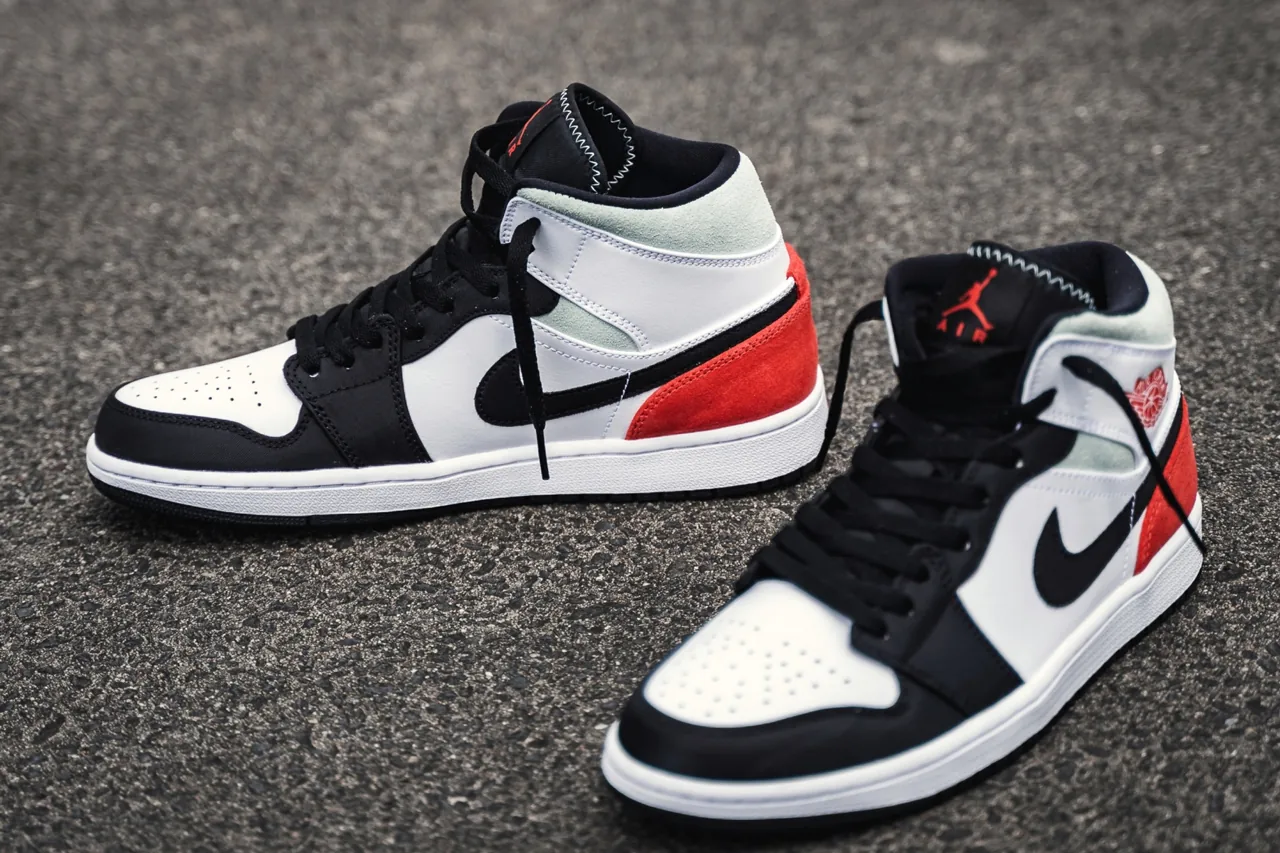 Air jordan 1 mid 2025 se union black toe