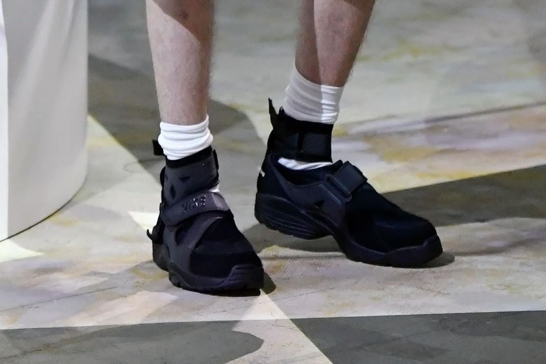 nike cdg air carnivore