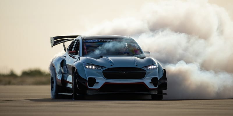 Watch Ken Block Drift Ford s 1 400 HP Mustang MACH E Prototype