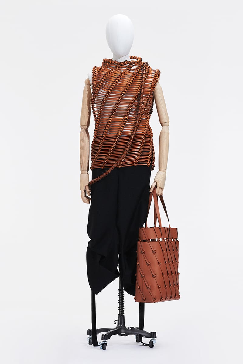 LOEWE Spring/Summer 2021 Is Presented In a Box | Hypebeast