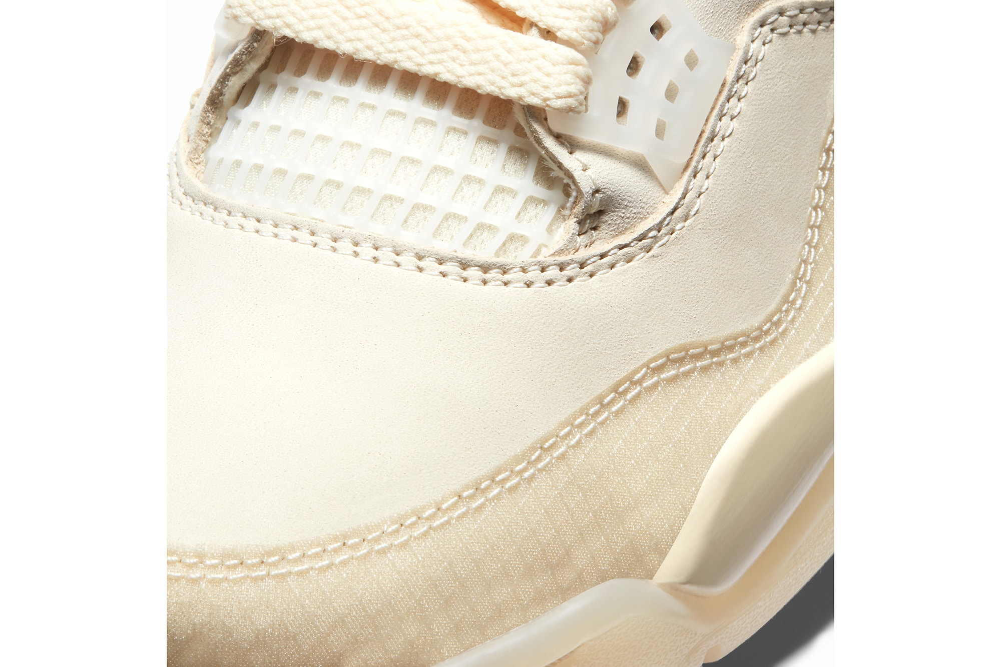 Off-White™ x Air Jordan 4 