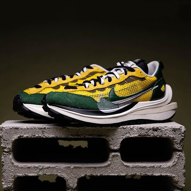 sacai runner