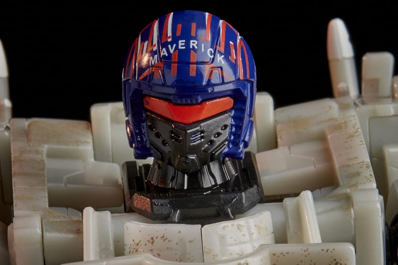 Top Gun' x Transformers Maverick Figure Release | Hypebeast