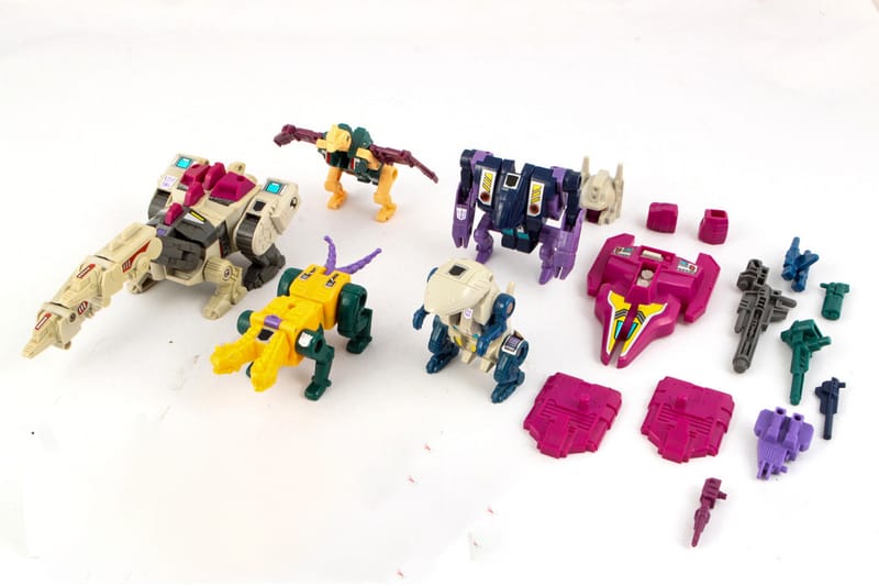 Transformers generation shop 1 action figures