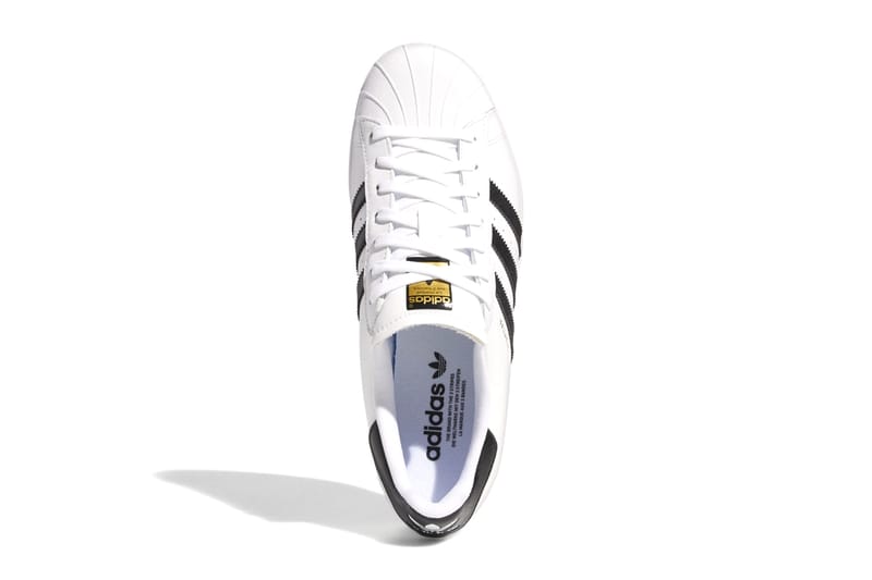 Adidas originals superstar outlet metallic stripes