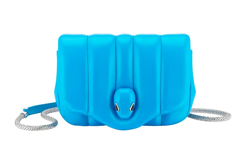 「AMBUSH ｘ BVLGARI」ベルトバッグ　ホワイト日本限定 AMBUSH x BVLGARI」ベルトバッグ ホワイト日本限定 - メルカリ