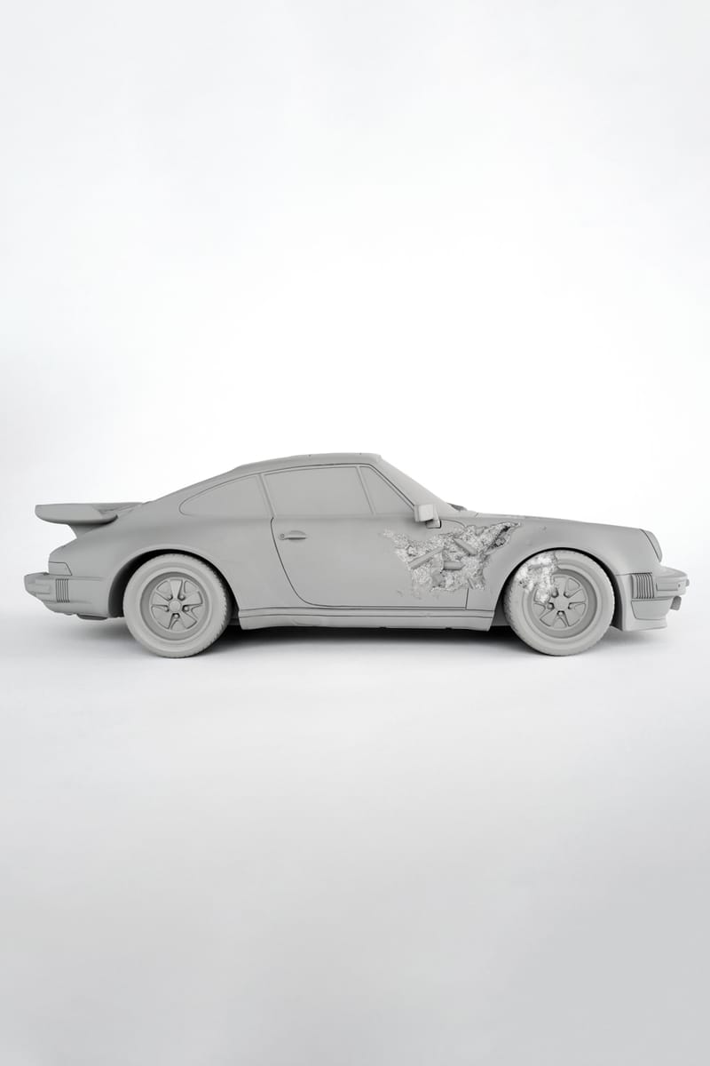 ARSHAM STUDIO　PORSCHE　ポスター　ダニエル・アーシャム Daniel Arsham immortalises his life story in a 911 Turbo