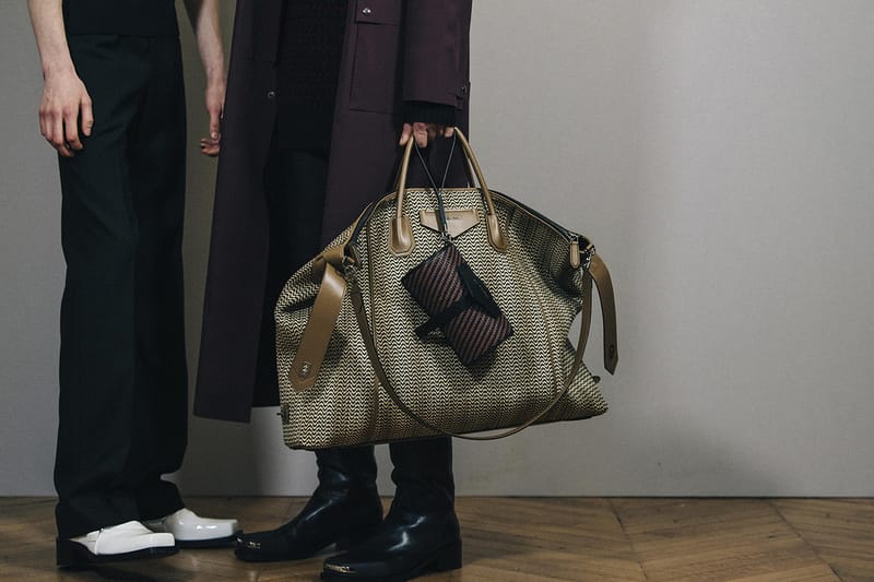 Givenchy Antigona Soft Handbag for Men FW20 Hypebeast