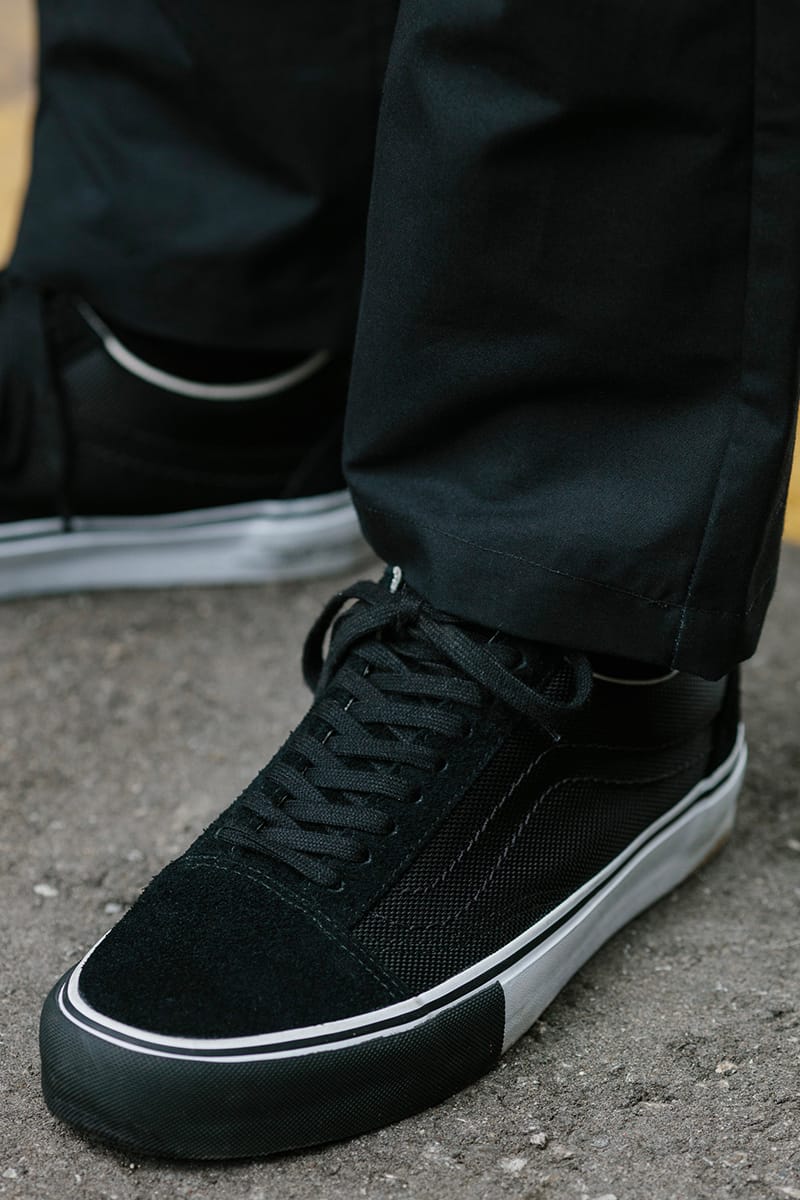 Vans old skool on sale bumper black and white