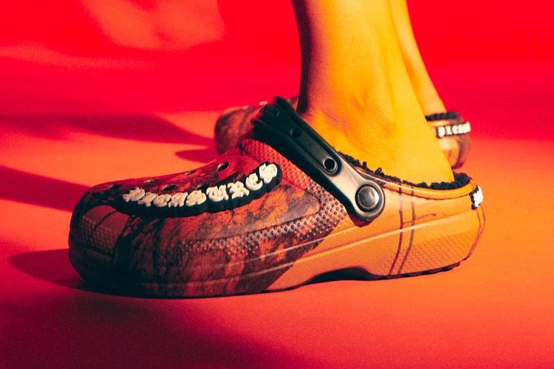 PLEASURES x Crocs Classic Lined Mossy Oak Blaze Clog Release