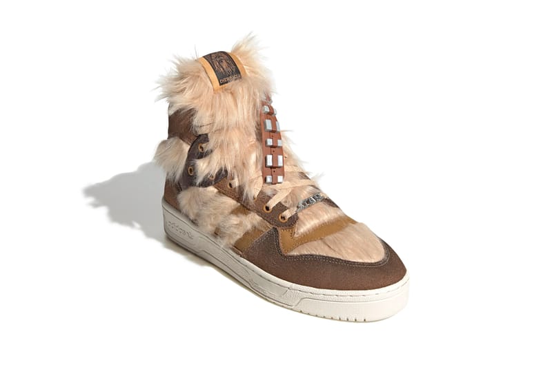 Adidas fur best sale sneaker boots