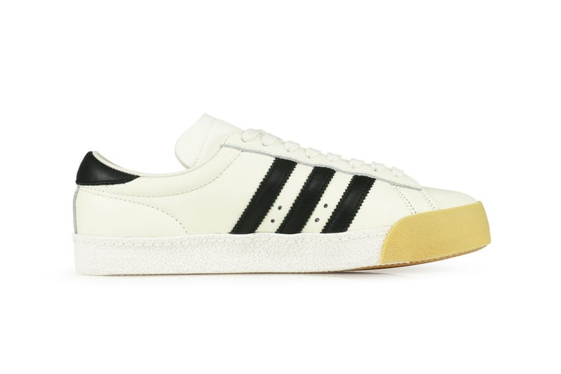 Superstar 2 clearance white black gum