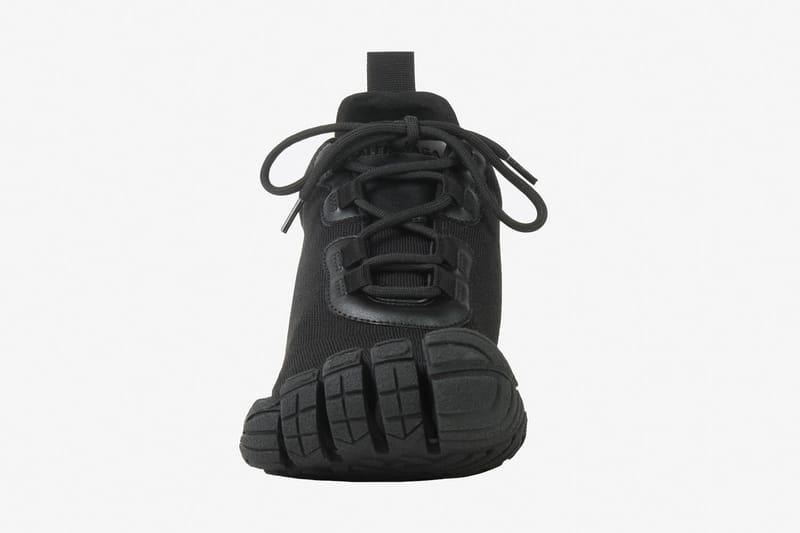 Balenciaga hot sale toe shoes