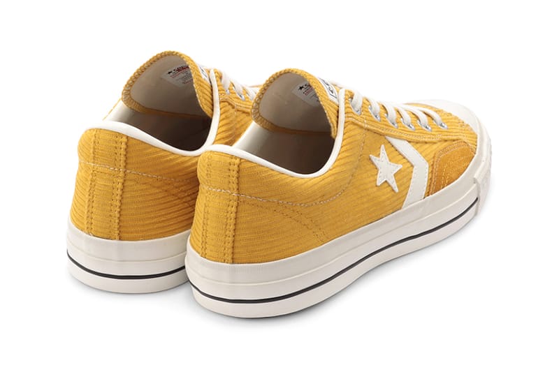 Converse deals corduroy yellow