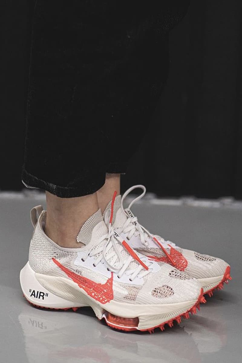 air zoom tempo next off white on feet