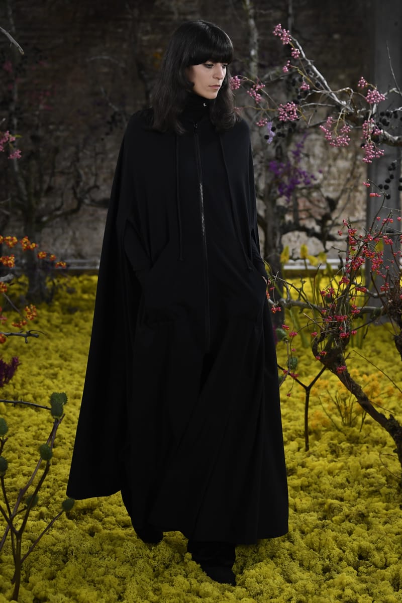 Raf Simons SS21 runway cape ラフシモンズフーディ