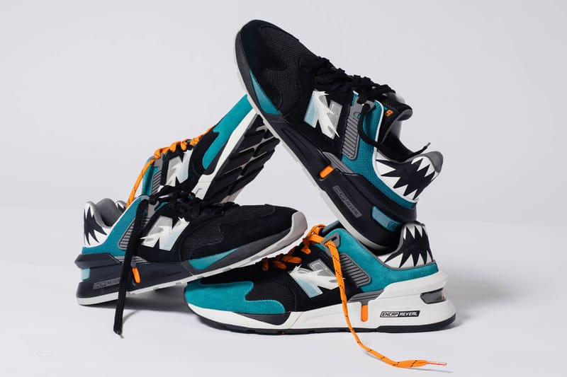 New balance 997s black and outlet white