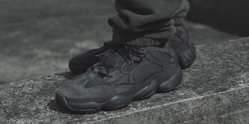 Yeezy utility black deals 500 on feet