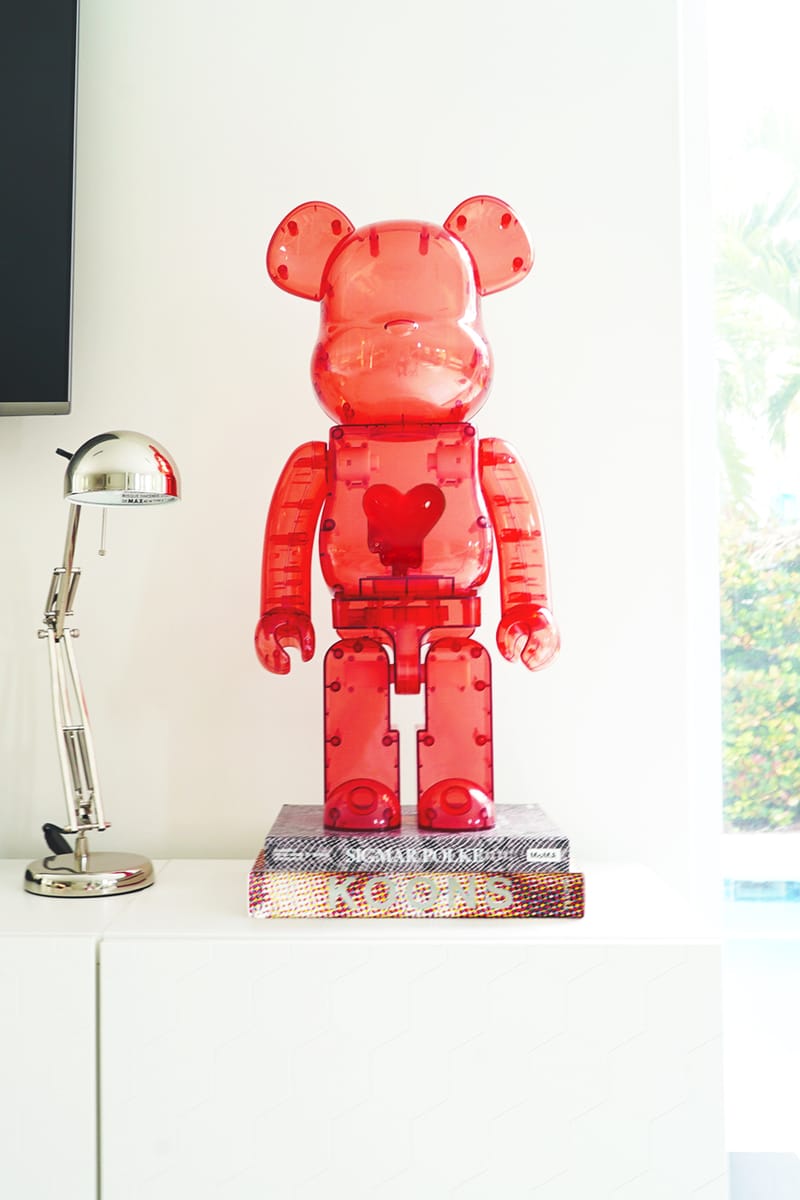 Emotionally Unavailable x Medicom Toy BE@RBRICK 1000% | Hypebeast