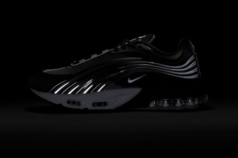 Nike air max plus black white  and  reflect clearance silver