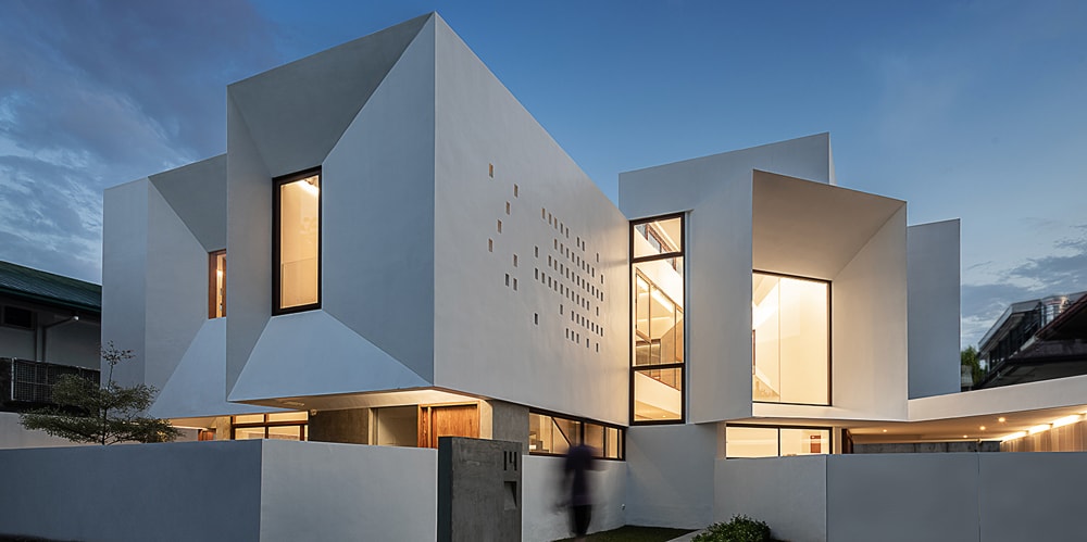 ДОМ VIEWPOINT HOUSE от Jim Caumeron Design отличается эффектными трапециевидными панорамными окнами