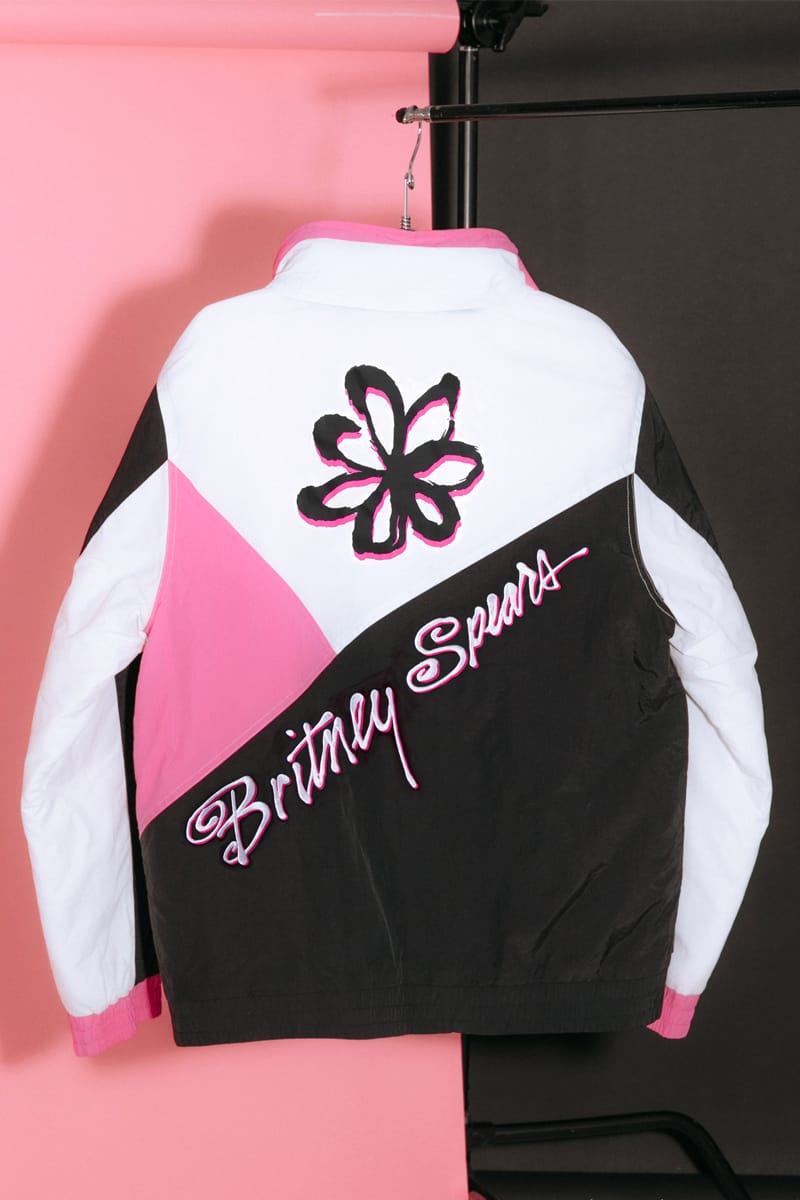 Britney Spears Parking Lot 90s tシャツ Britney Spears Parking Lot 90s tシャツ