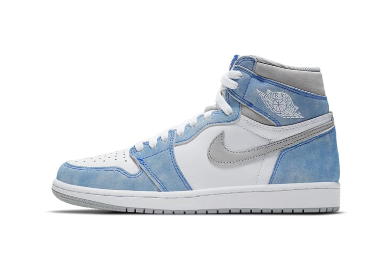 Jordan 1 shop white light blue