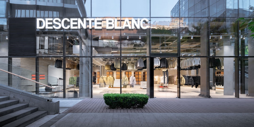 Жидкостные дисплеи упрощают огромный пекинский бутик Descente BLANC