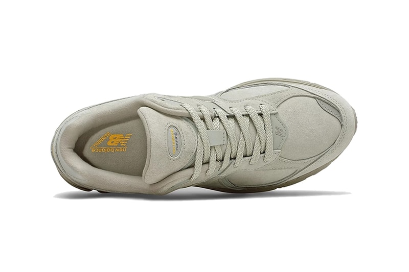 new balance 2002r new release