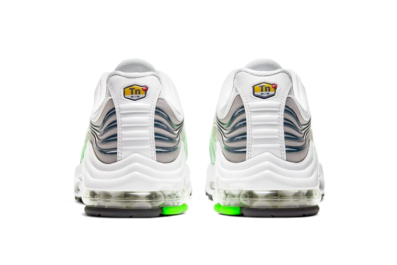 Air max plus sales electric green