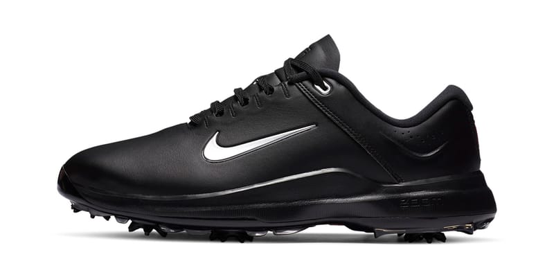 black nike golf shoes