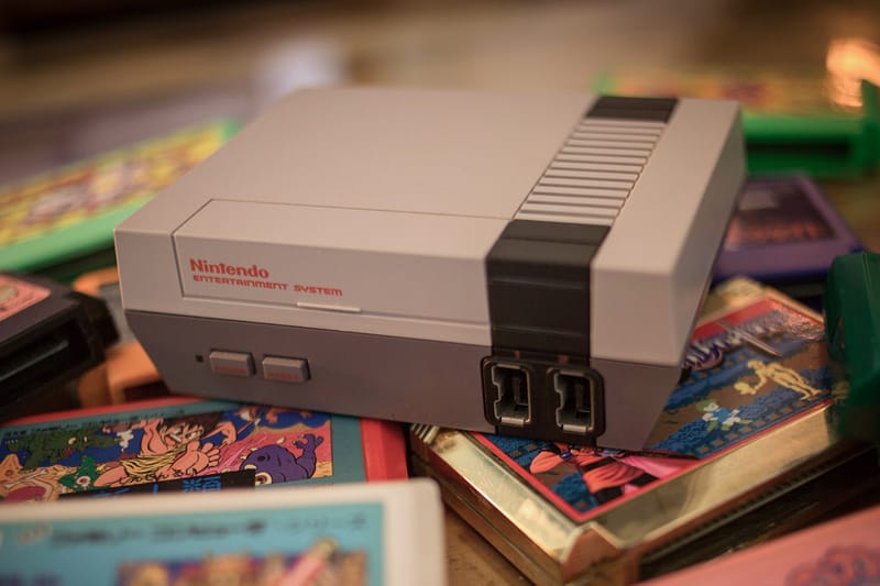 Nintendo 1990 clearance console