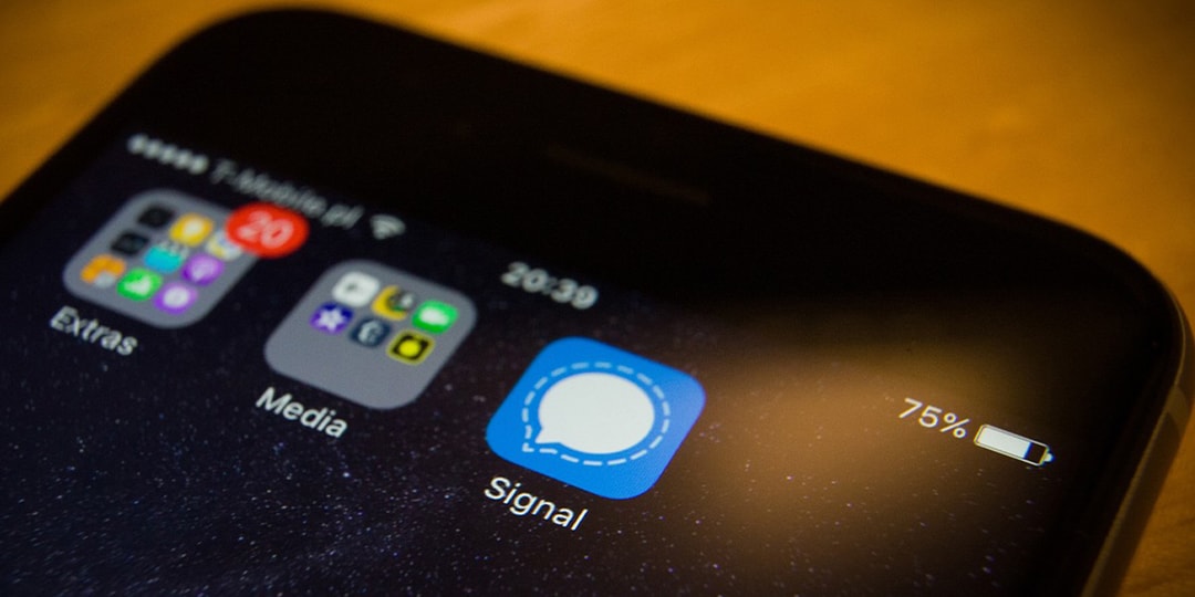 Signal Downloads Increase 4200% | Hypebeast