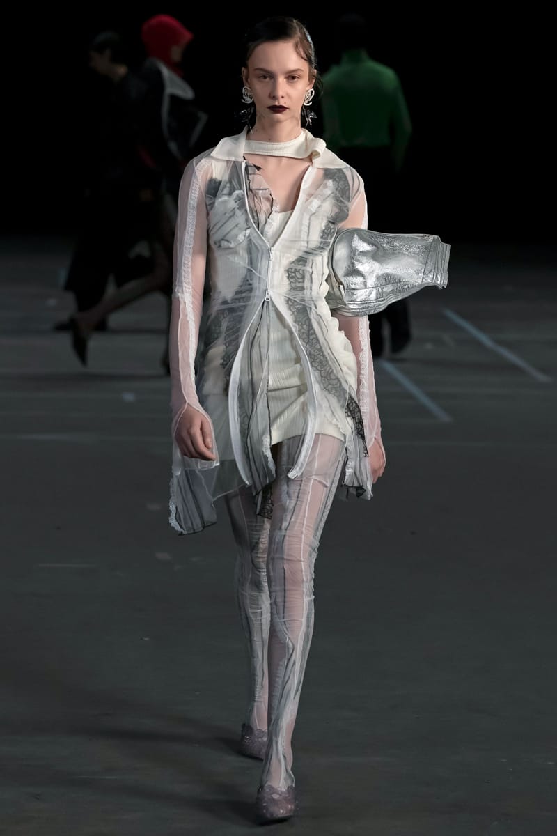 Y/Project Fall Winter 2021 PFW Runway Collection | Hypebeast Y/Project Fall Winter 2021 PFW Runway Collection | Hypebeast