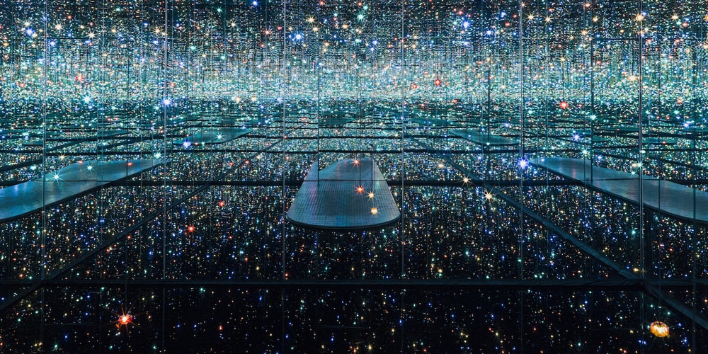 Яёи Кусама представит свою самую большую «бесконечную зеркальную комнату» в галерее Tate Modern
