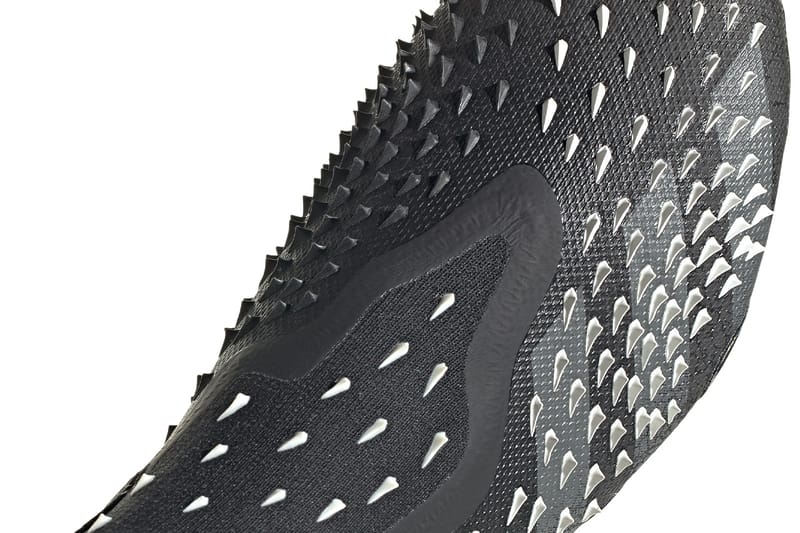 adidas PREDATOR FREAK+ 