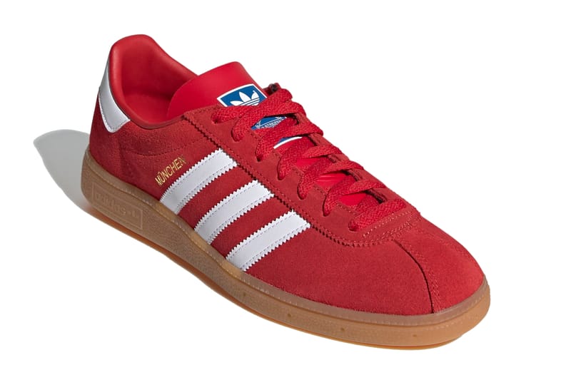 Adidas cheap munchen red