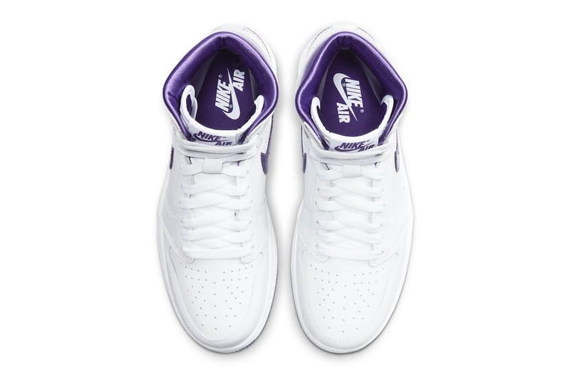 Shiny hot sale purple nikes