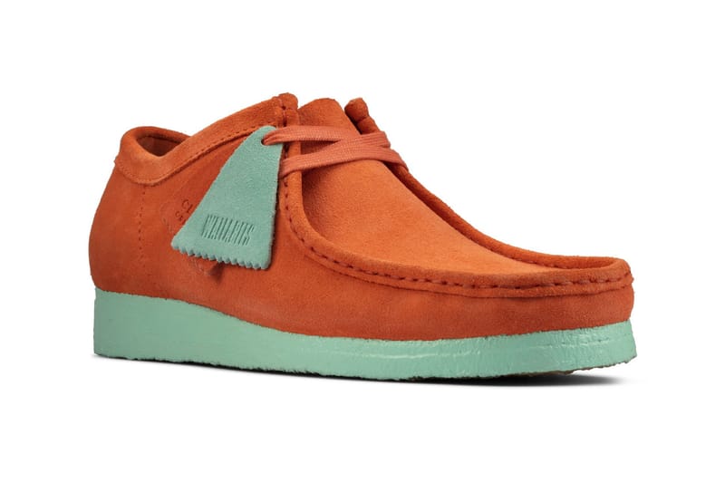 Clarks wallabee clearance coral