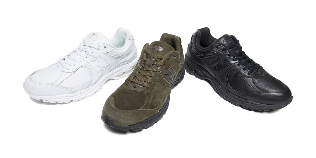 new balance 2002r triple white