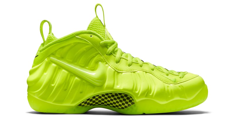 Nike 2025 foamposite volt