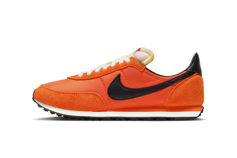 nike waffle trainer navy