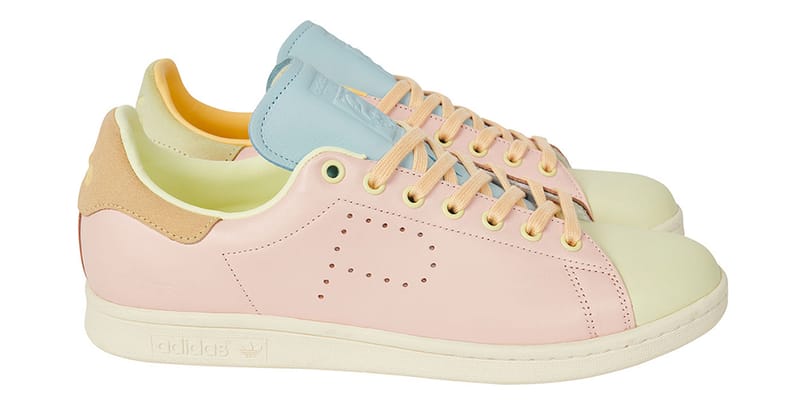 Stan smith deals pastel colors