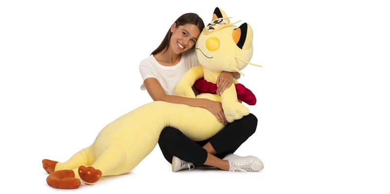 Giant meowth deals plush