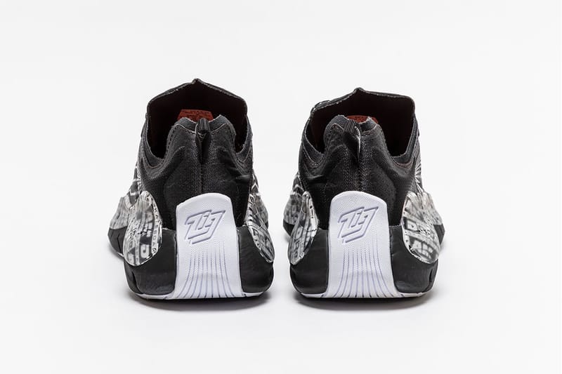 Reebok BlackEyePatch x Zig Kinetica 2 'White Black' G55622