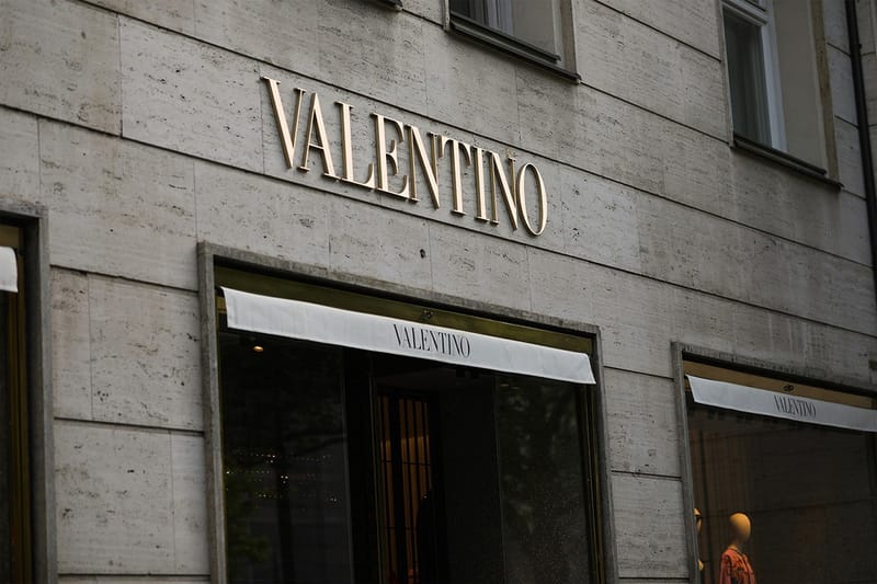 Valentino sales 2025