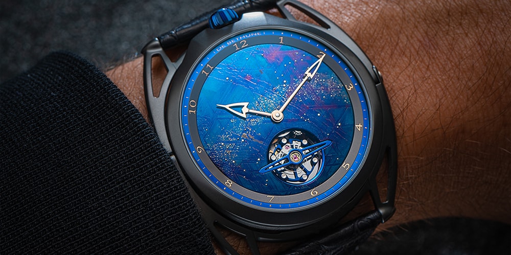 De Bethune смотрит в небо в поисках небесного метеорита DB28 XP
