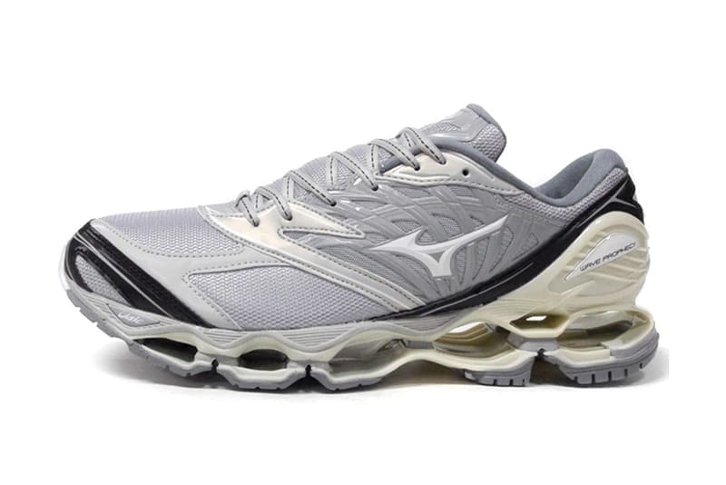 mizuno prophecy white