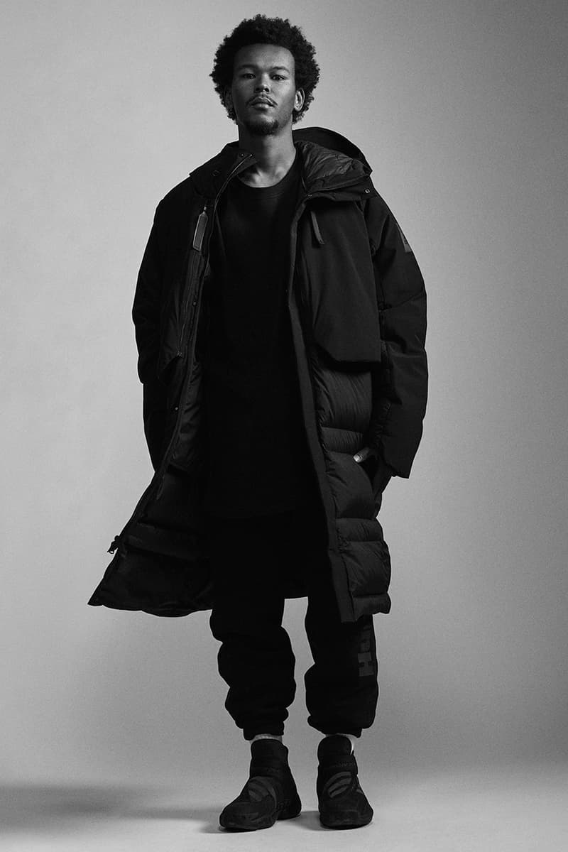 pharrell williams triple black nmd