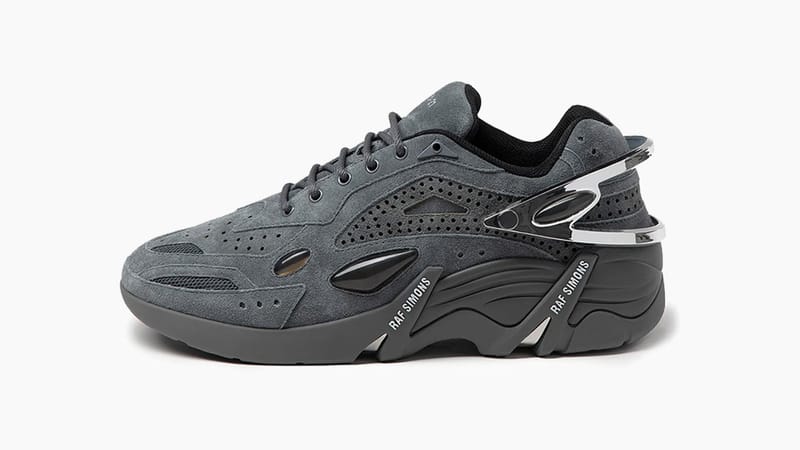 Raf Simons (RUNNER) Cylon-21 Grey Release 2021 | Drops | Hypebeast